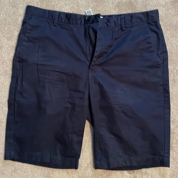 Calvin Klein Shorts - Navy - Flat Front -57 Size: 32 - Picture 1 of 3